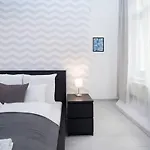 And New Design בית נופש
